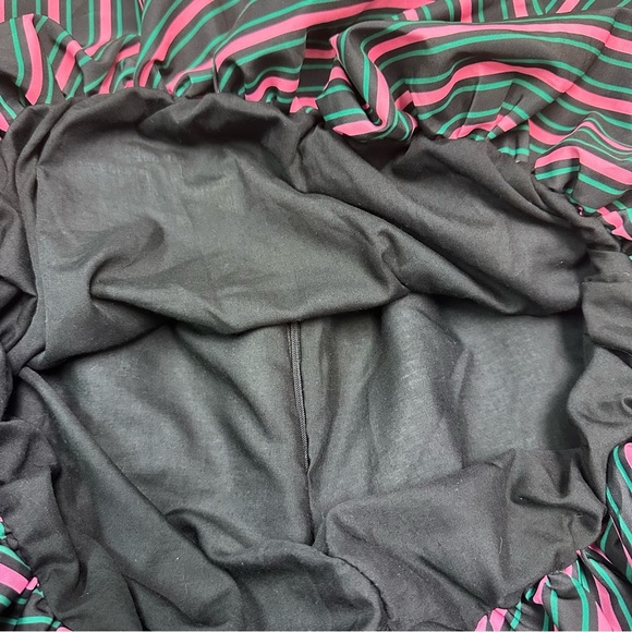 Wicked X Target Paul Tazewell Women’s Viral Bubble Graphic Mini Skirt Size 2X - Picture 6 of 8